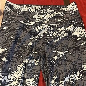 Nike Monochrome Pixel Leggings